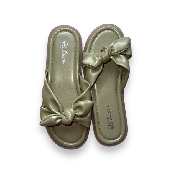 LEATHER CRISS CROSS KNOT SLIDE SANDALS · SIZE 9 · NWOT - Picture 4 of 6